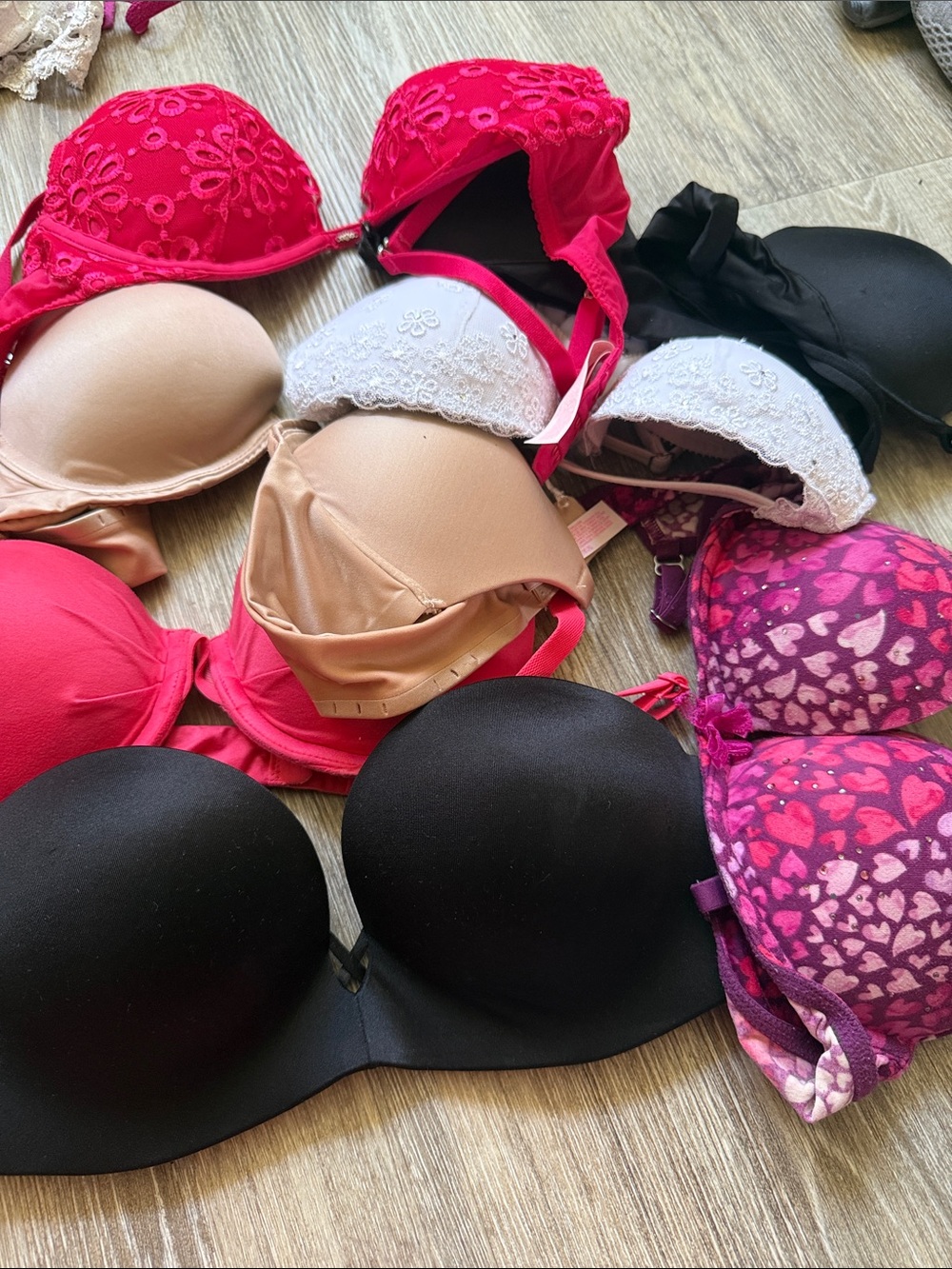 Women’s Victorias Secret